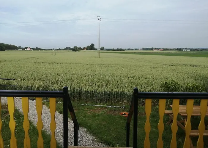 Roulotte Et Jacuzzi Au Domaine Du Reuze * Winnezeele