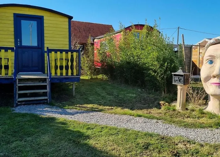 Hébergement de vacances Roulotte Et Jacuzzi Au Domaine Du Reuze Winnezeele